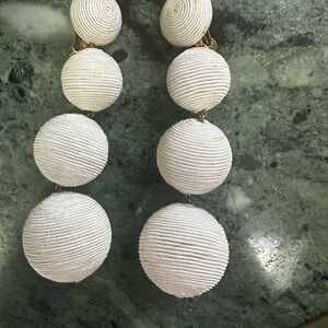Elegant White Textured Drop Earrings